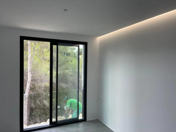 Casa independiente en calle Primavera