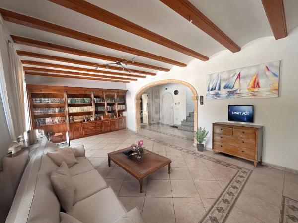 Chalet en calle del Milà, 48 -66