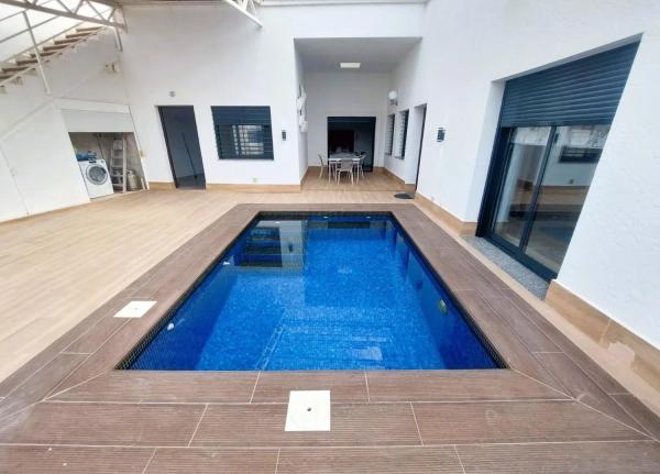 Casa independiente en calle Remo