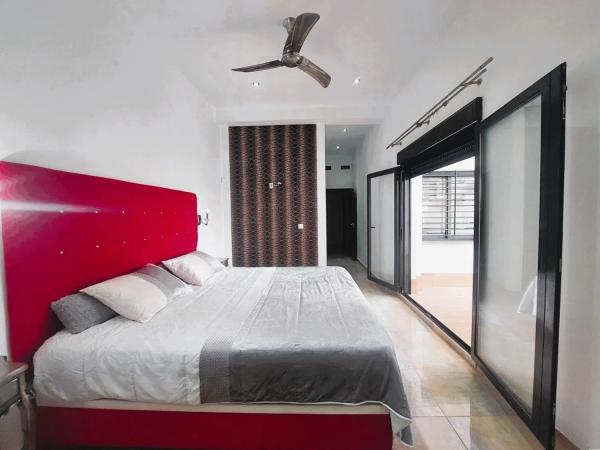 Casa independiente en calle Remo