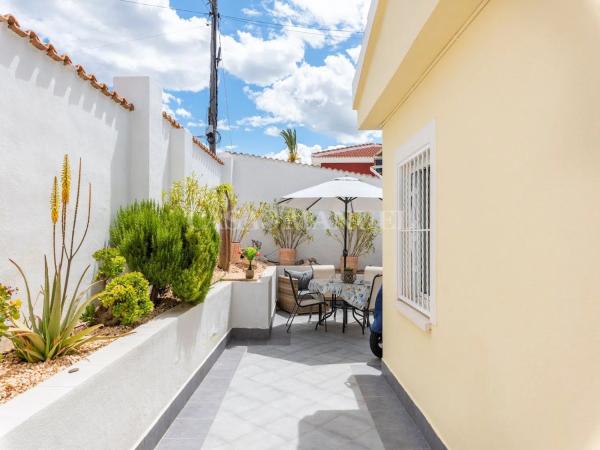 Casa independiente en calle Alta