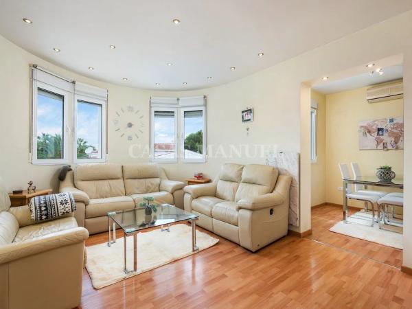 Casa independiente en calle Alta