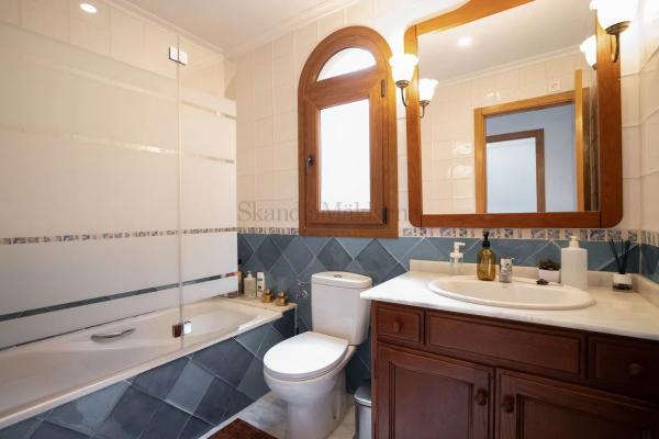 Casa independiente en calle lo Aguirre