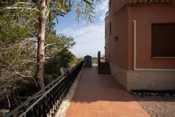 Casa independiente en calle lo Aguirre