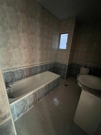 Chalet adosado en calle Londres, 4