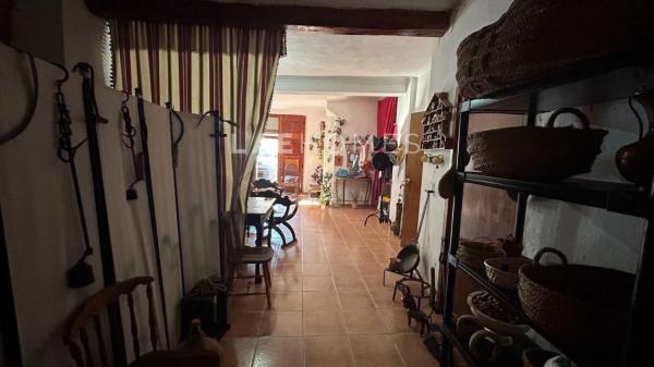 Casa independiente en calle de la Font del Rall