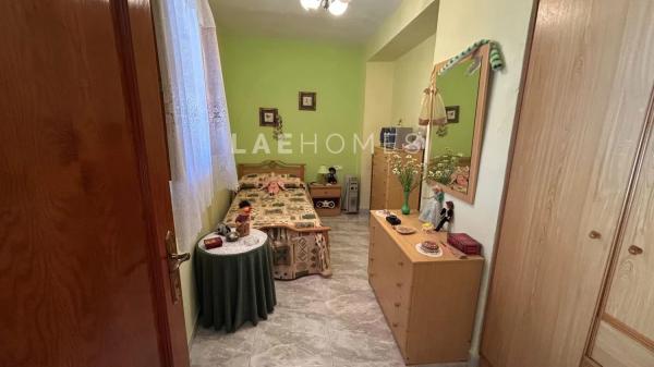 Casa independiente en calle de la Font del Rall