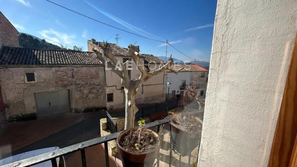 Casa independiente en calle de la Font del Rall