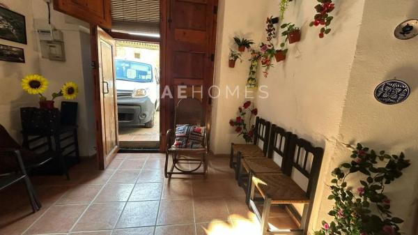 Casa independiente en calle de la Font del Rall