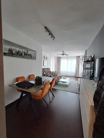 Piso en avenida de Bélgica