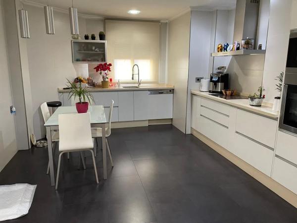 Piso en calle San Policarpo, 52