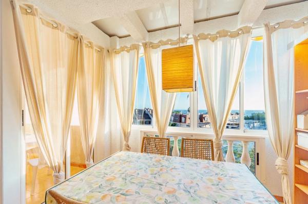 Piso en avenida Catalanet