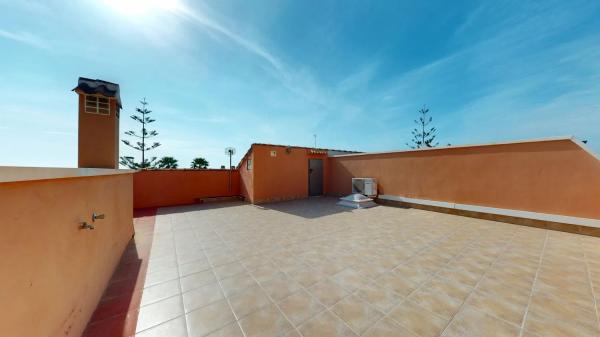 Chalet pareado en calle del Lligabos