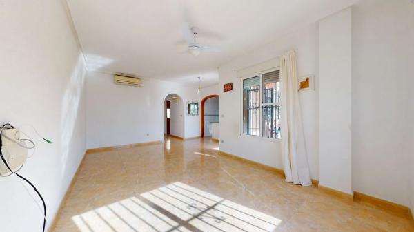 Chalet pareado en calle del Lligabos