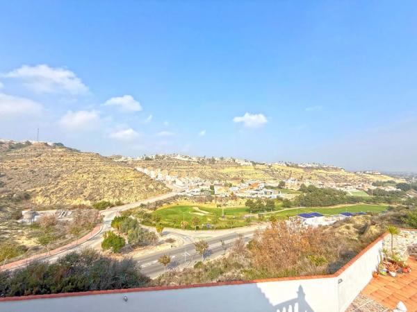 Casa independiente en calle Antártida, 11