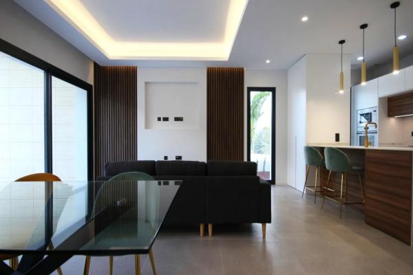 Casa independiente en calle Florencia s/n