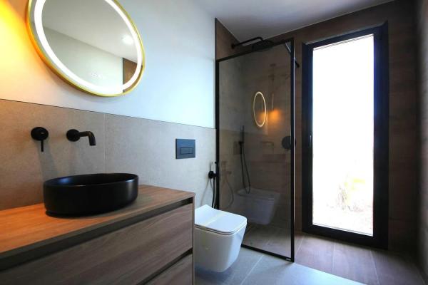 Casa independiente en calle Florencia s/n