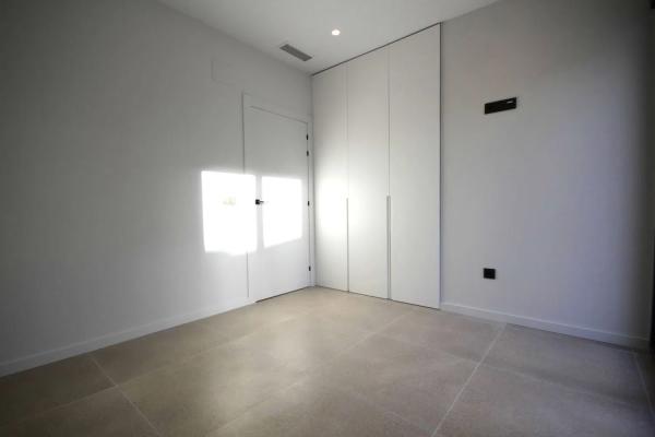 Casa independiente en calle Florencia s/n