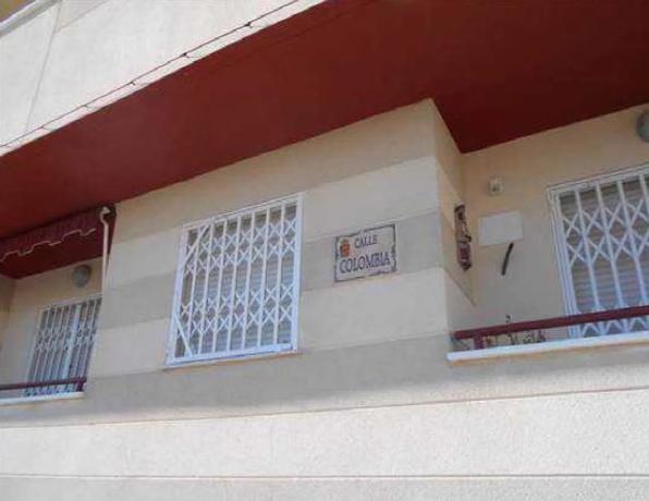 Piso en calle Colombia s/n