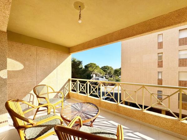 Piso en Barrio Campoamor