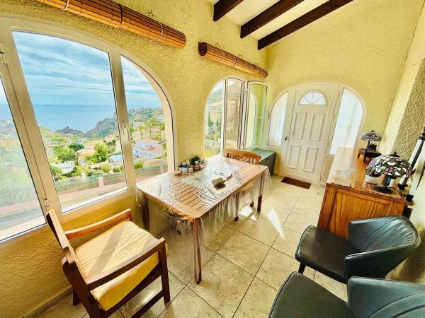 Chalet en La Granadella - Costa Nova