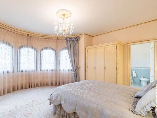 Chalet en Cap Martí - Pinomar