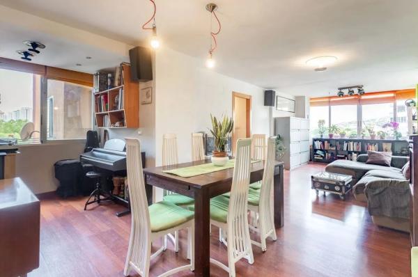 Piso en avenida Villajoyosa