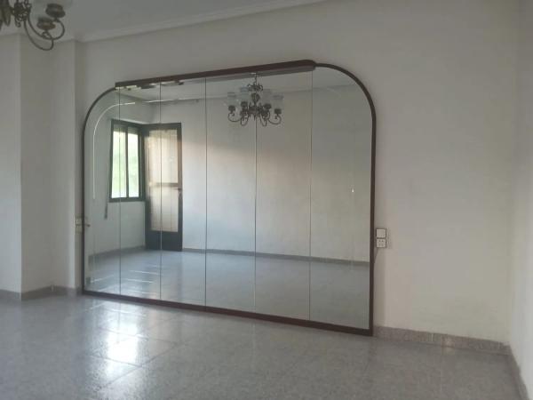 Piso en calle Cervantes, 40