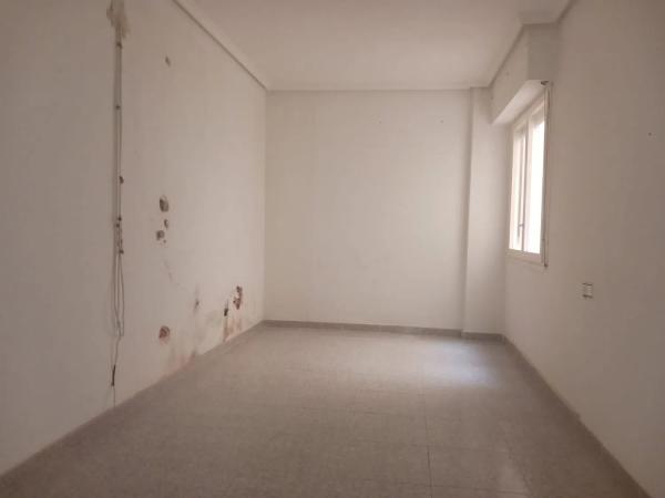 Piso en calle Cervantes, 40