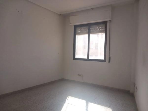 Piso en calle Cervantes, 40