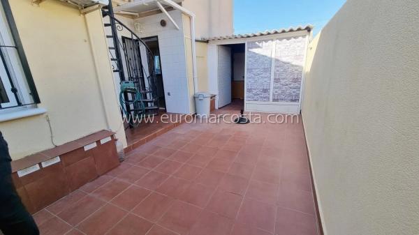 Chalet adosado en calle el Moll