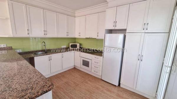 Chalet adosado en calle el Moll