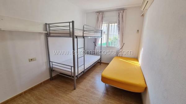 Chalet adosado en calle el Moll