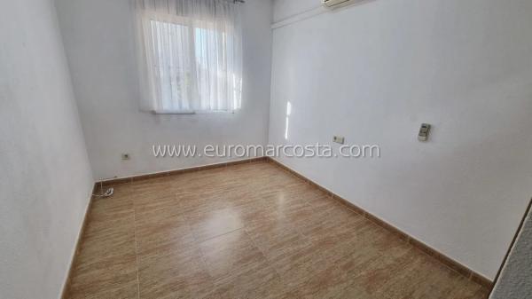 Chalet adosado en calle el Moll