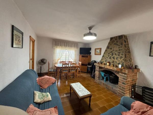 Chalet adosado en avenida de la Luz