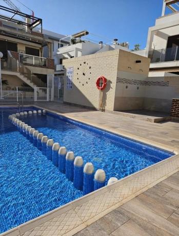 Piso en Barrio Lomas de Cabo Roig-Los Dolses