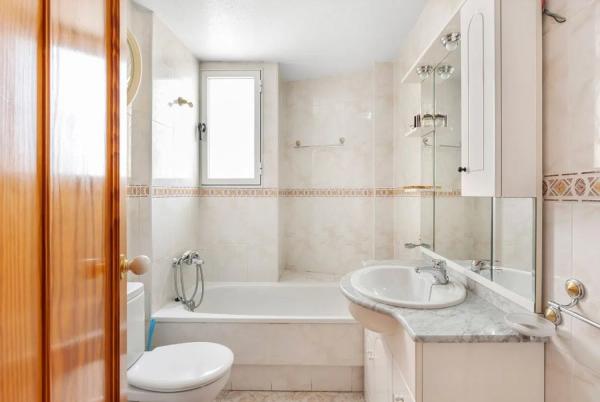 Chalet adosado en avenida de Londres s/n