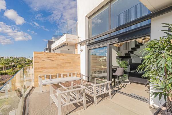 Ático en Barrio Lomas de Cabo Roig-Los Dolses