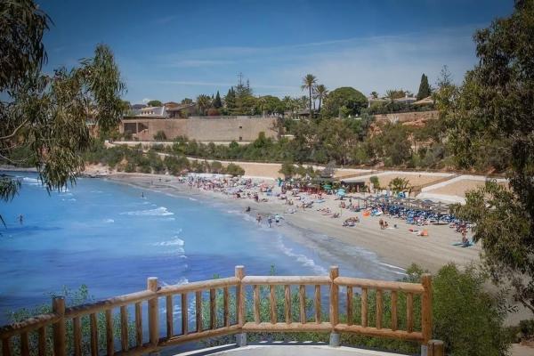 Casa independiente en calle Madame Butterfly