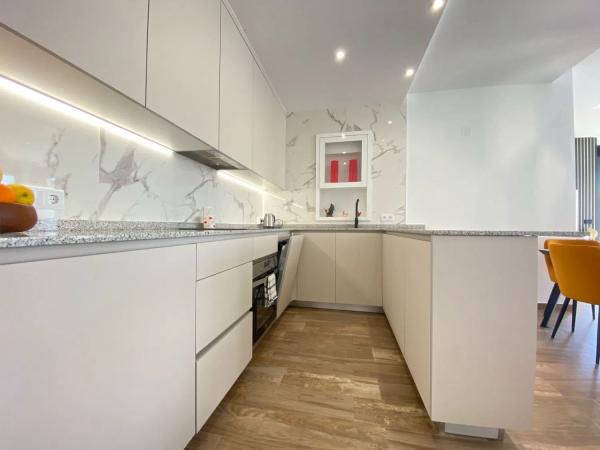 Casa independiente en calle el Escorial, 9