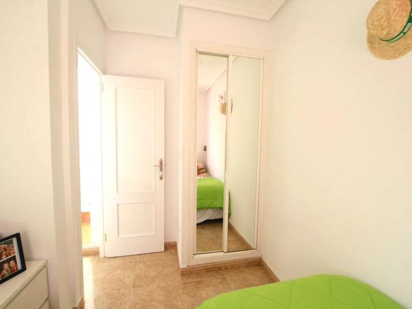 Chalet pareado en calle Baikal