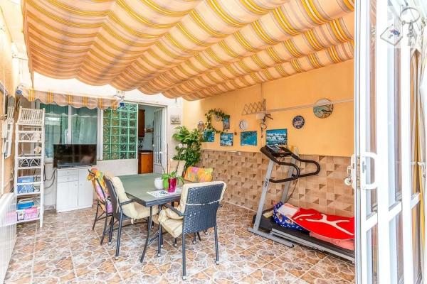 Chalet en Barrio Los Almendros-La Florida