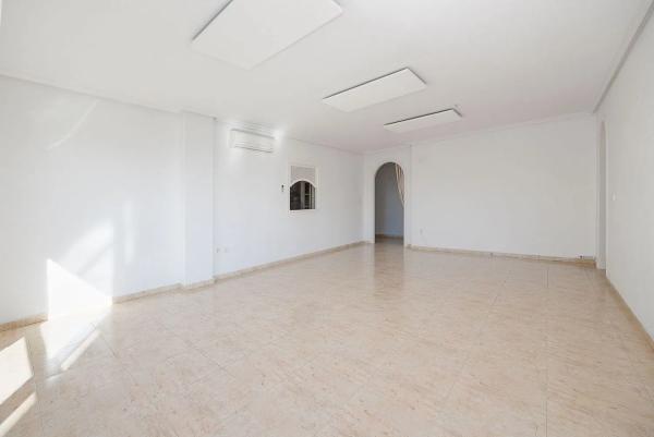 Piso en Barrio Lomas de Campoamor-Las Ramblas