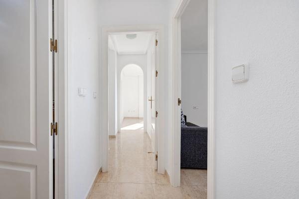 Piso en Barrio Lomas de Campoamor-Las Ramblas