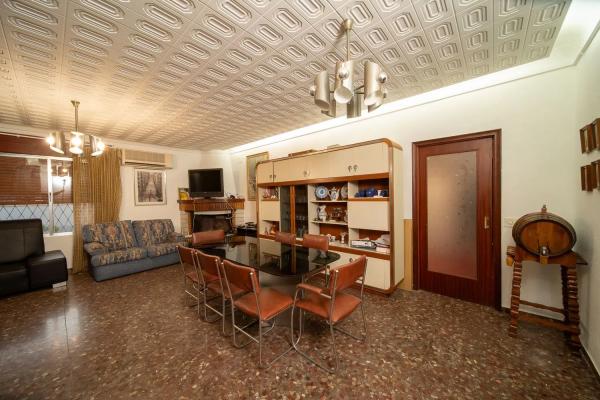 Casa independiente en Arcipreste de Hita, 97 a