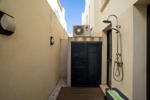 Chalet adosado en calle Turquesa