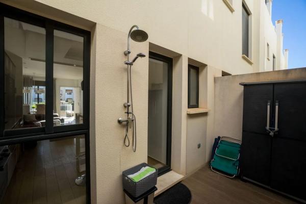 Chalet adosado en calle Turquesa