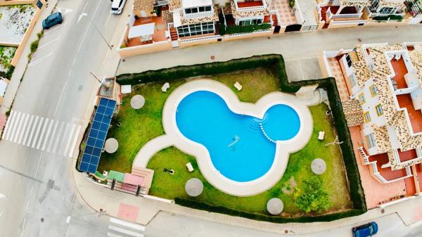 Chalet en Barrio Lomas de Cabo Roig-Los Dolses