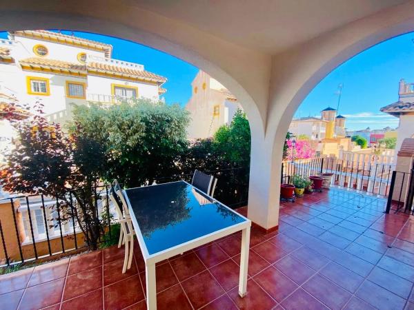 Chalet en Barrio Lomas de Cabo Roig-Los Dolses