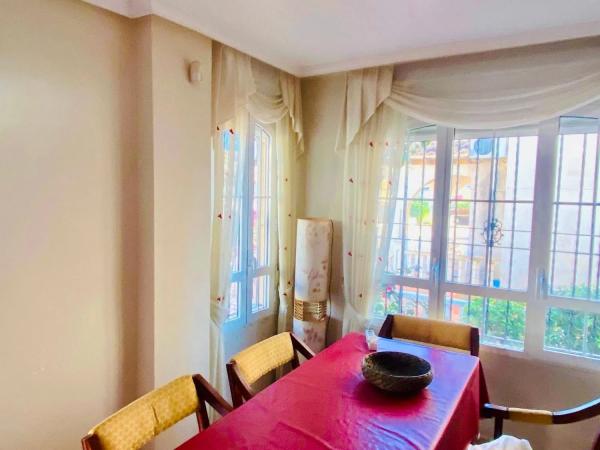 Chalet en Barrio Lomas de Cabo Roig-Los Dolses